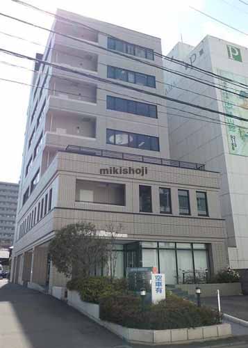 上杉オオウラ 外観