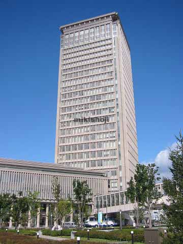 霞城セントラル 外観