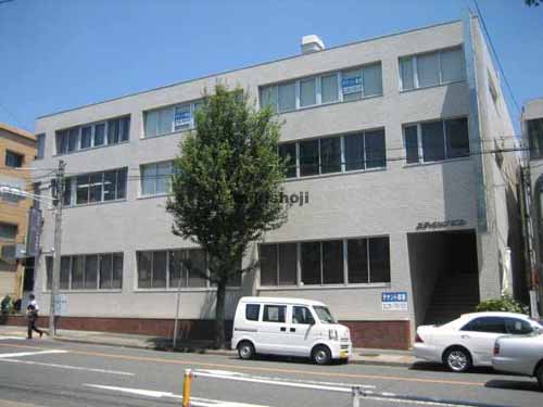 ステーションビル 外観