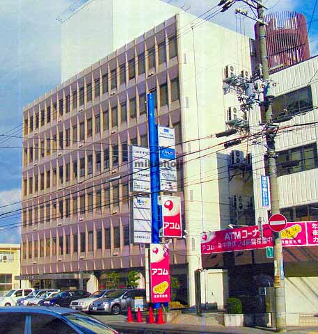 南塚口ビル本館 外観