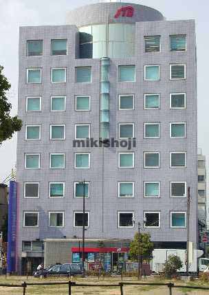 Ｅ＆Ｅビルディング 外観