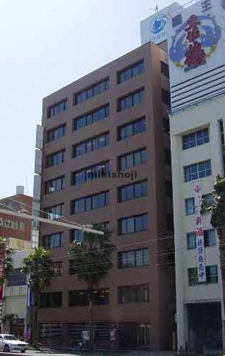 ジブラルタ生命高知ビル 外観