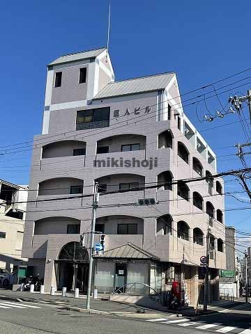 御蔵通巨人ビル 外観