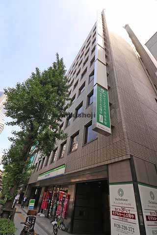 西新宿松屋ビル 外観