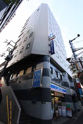 入交ビル 外観