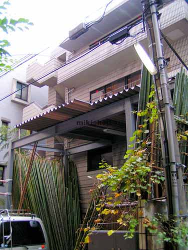 青山深見ビル 外観