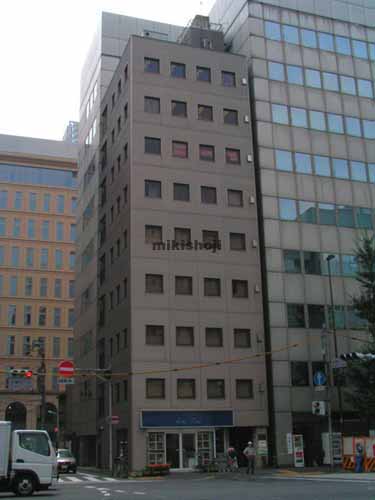 汐留のＮＯＶＥＬ　ＷＯＲＫ　Ｓｈｉｍｂａｓｈｉ 外観1