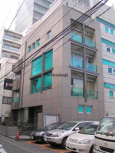 アヌシー青山ビル 外観