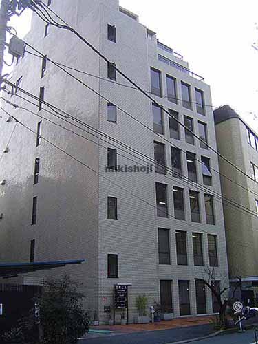 神田駿河台・神田猿楽町の三恵ビル 外観1