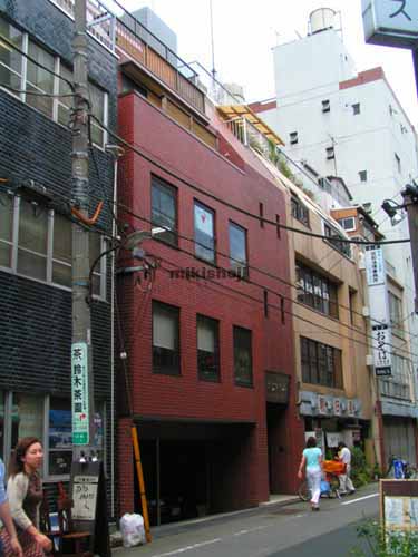 西新橋の吉川ビル 外観1