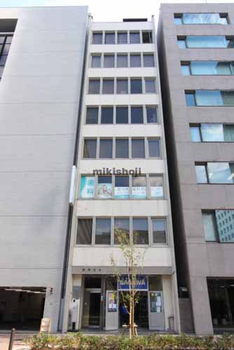 日本橋本石町の日銀前田所ビル 外観1
