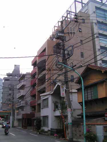 山梨ビル 外観