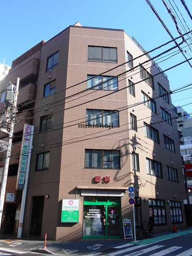 服部ビル 外観