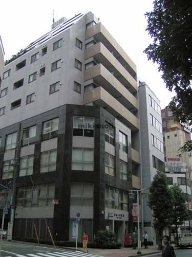 御苑ビル 外観