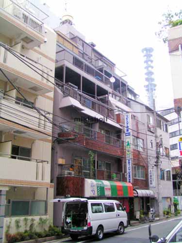 住吉町・富久町の横塚ビル 外観1