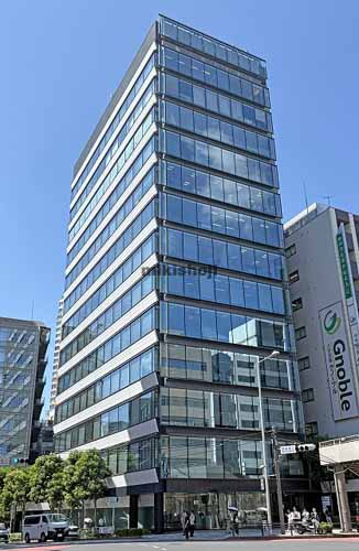 渋谷の住友不動産青山通ビル 外観1