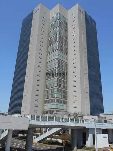 幕張ベイタワー 外観