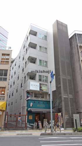 川口イーストビル 外観