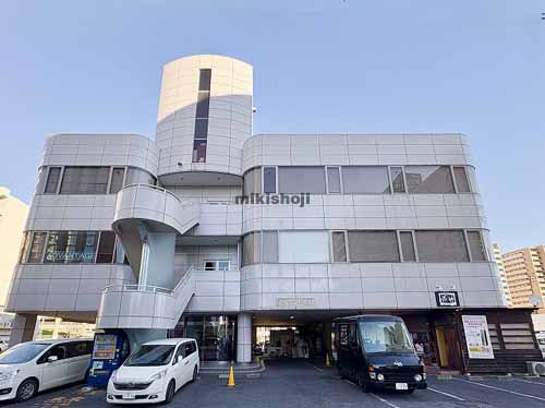 水戸市のアイランドビル 外観1