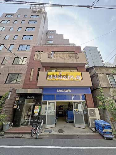信太ビル 外観