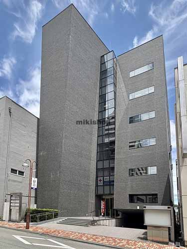 甲府市のファース甲府ビル 外観1
