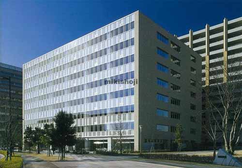 立川市の立飛ビル８号館 外観1