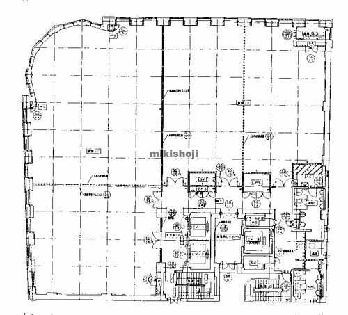 天神の紙与渡辺ビル 平面1