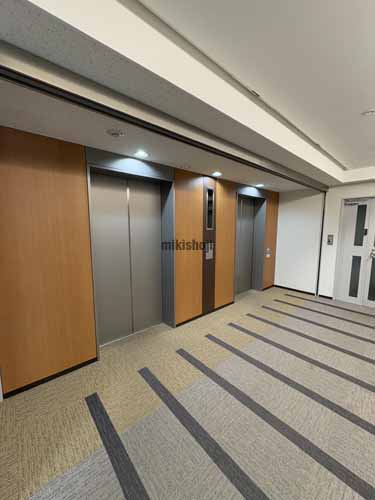 住友生命札幌中央ビル エレベーターホール1