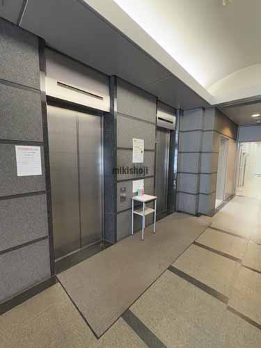 太陽生命新札幌ビル エレベーターホール1