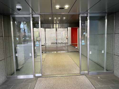 仙台定禅寺ビル エントランス2