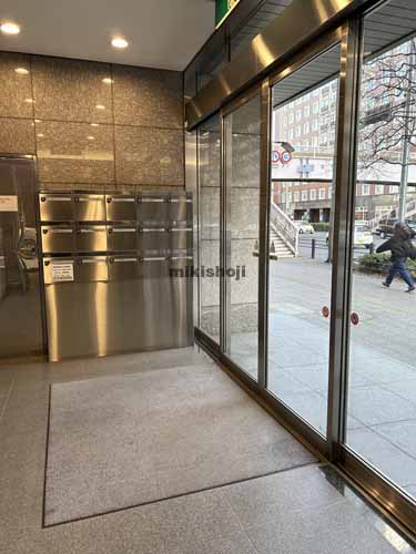 五橋・北目町の第二河北ビル エントランス1