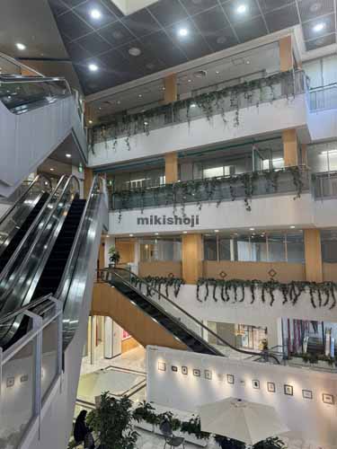 地下鉄泉中央駅ビル（ＳＷＩＮＧ） 付帯設備1