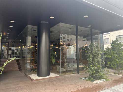 山形十日町ビル エントランス1