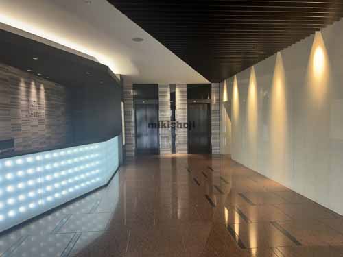 山形十日町ビル エントランス3