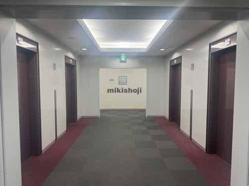 仙台パークビル エレベーターホール2