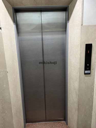 第一パークビル エレベーターホール1