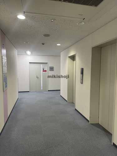 泉エクセルビル エレベーターホール2
