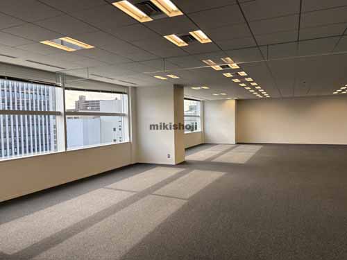 中央のメットライフ仙台ビル 貸室内4