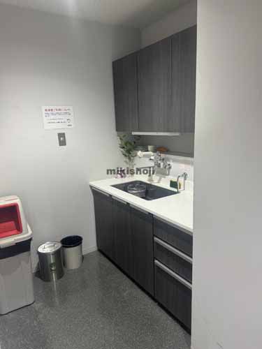 中央のメットライフ仙台ビル 水回り4