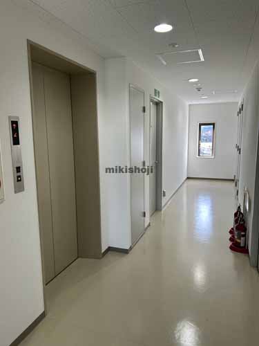 泉区のＡＰＰＬＥ泉 エレベーターホール1