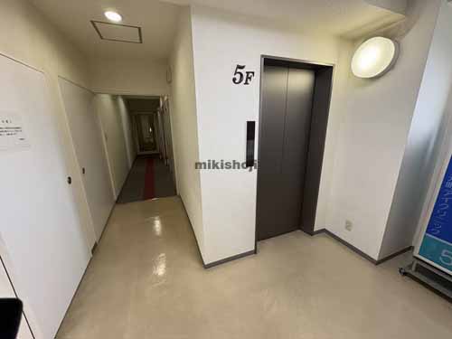 ＢＩＺｃｏｍｆｏｒｔ元町ビル エレベーターホール1