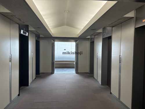 中原区の武蔵小杉ＳＴＭビル エレベーターホール1