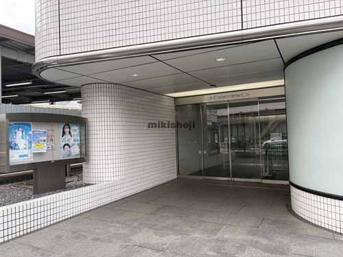 日本生命藤沢駅前ビル エントランス2