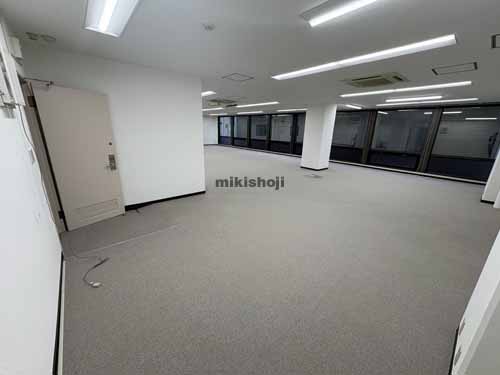関内の一般財団法人神奈川県中小企業共済会館 貸室内1