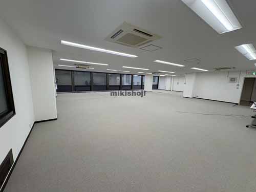 関内の一般財団法人神奈川県中小企業共済会館 貸室内2