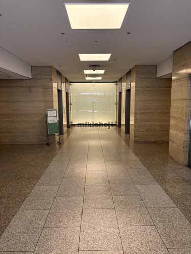 名駅・那古野の名古屋第二埼玉ビル エントランス1
