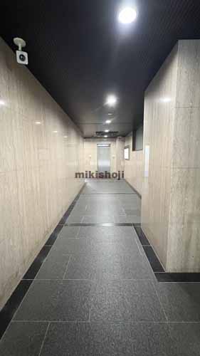 名駅・那古野の名駅永田ビル エントランス1