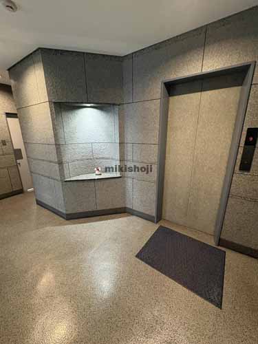 ＷＥＳＴ ＮＡＧＯＹＡ ５６ エレベーターホール2
