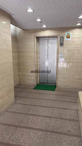 金山名藤ビル エレベーターホール2