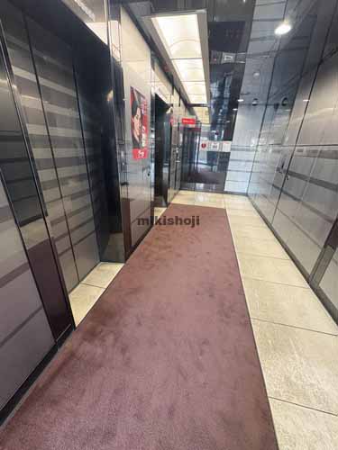 プロト葵ビル エレベーターホール1